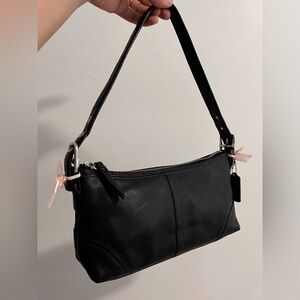 ❌SOLD FACEBOOK❌100% Authentic VINTAGE/ Y2K COACH 11195 EAST WEST BAGUETTE PURSE